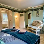 The Great View * Bouillon